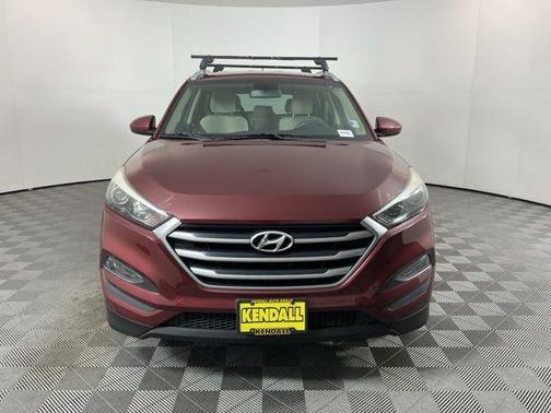 Ruby Wine 2017 Hyundai TUCSON SE