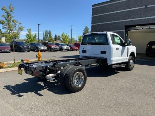 2025 Ford F-350 XL