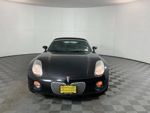 Mysterious Black 2006 Pontiac Solstice Base