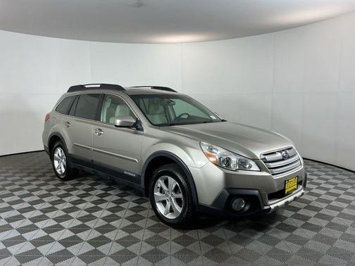 Tungsten Metallic 2014 Subaru Outback 2.5i Limited