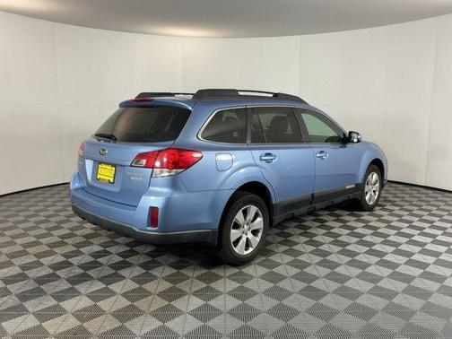 Sky Blue Metallic 2010 Subaru Outback 2.5 i Premium