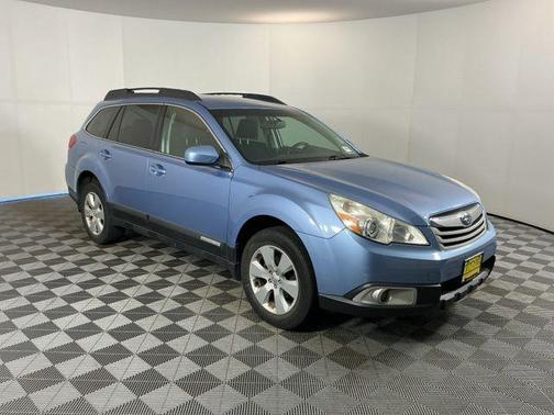 Sky Blue Metallic 2010 Subaru Outback 2.5 i Premium