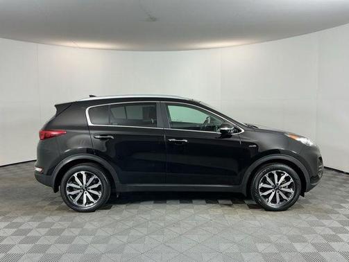 Black Cherry 2017 Kia Sportage EX