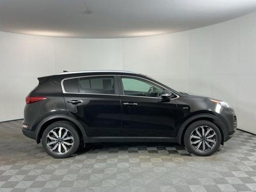Black Cherry 2017 Kia Sportage EX