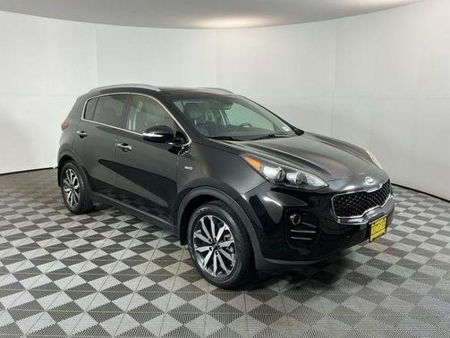 Black Cherry 2017 Kia Sportage EX