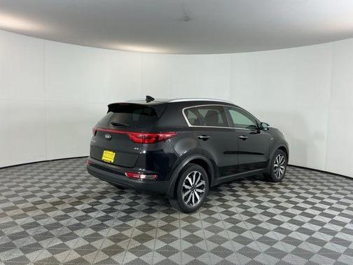 Black Cherry 2017 Kia Sportage EX