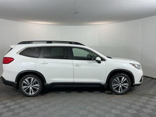 Crystal White Pearl 2019 Subaru Ascent Premium 8-Passenger