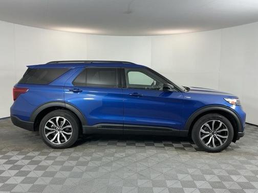 2022 Ford Explorer ST-Line