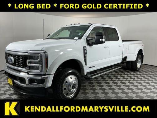 Oxford White 2025 Ford F-450 Lariat