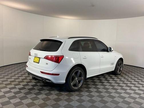 Ibis White 2012 Audi Q5 3.2 Premium Plus