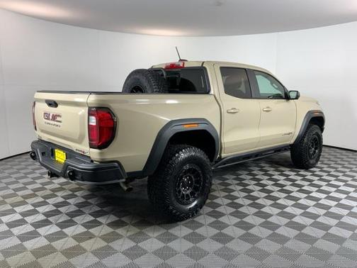 2024 GMC Canyon AT4X