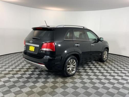 2011 Kia Sorento SX