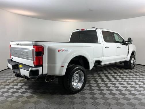 2024 Ford F-450 Platinum