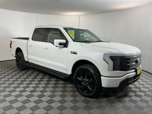 2025 Ford F-150 Lightning Platinum