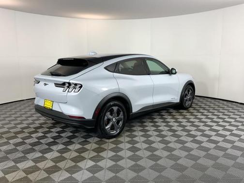 2022 Ford Mustang Mach-E Select