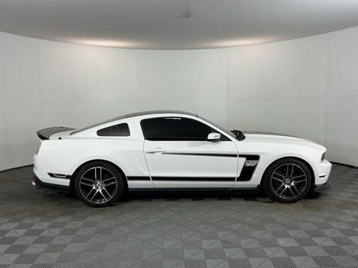 Performance White 2012 Ford Mustang Boss 302