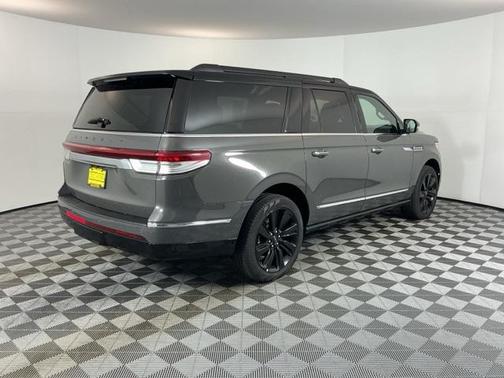 2024 Lincoln Navigator Black Label