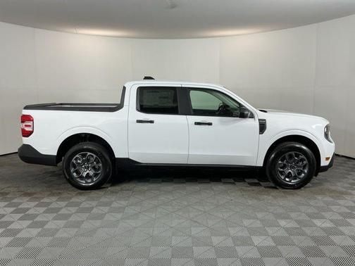 Oxford White 2026 Ford Maverick XLT