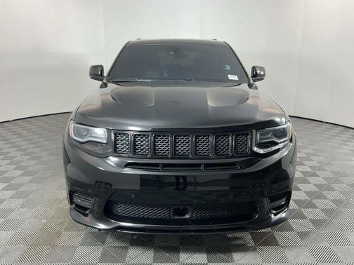 Diamond Black 2017 Jeep Grand Cherokee SRT