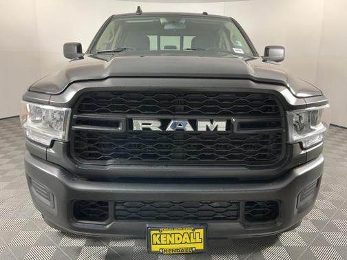 2020 RAM 2500 Tradesman Crew Cab 4X4 8' Box