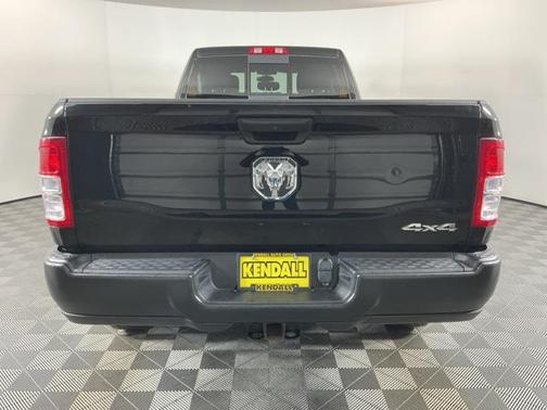 2020 RAM 2500 Tradesman Crew Cab 4X4 8' Box