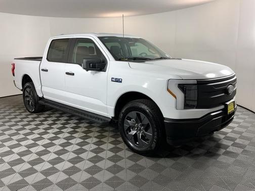 2025 Ford F-150 Lightning Pro