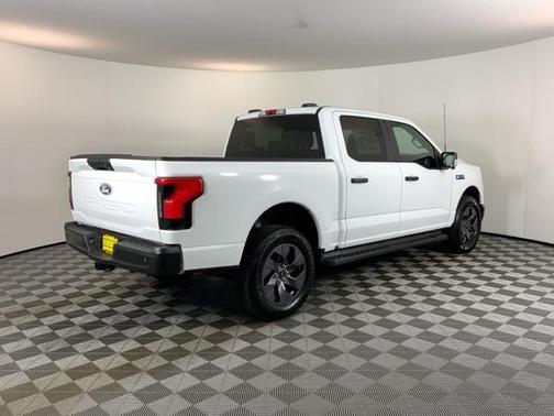 2025 Ford F-150 Lightning Pro