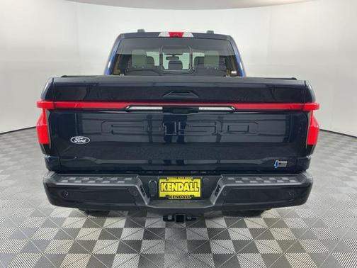2025 Ford F-150 Lightning Platinum