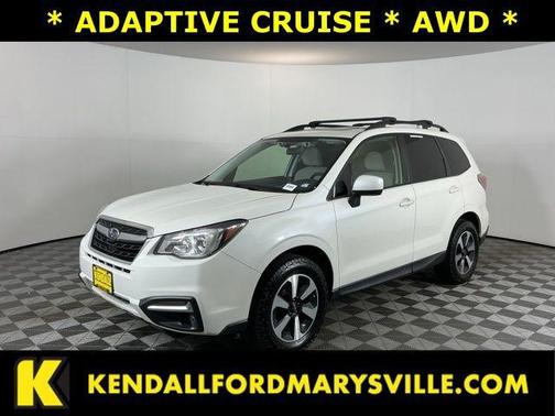 Crystal White Pearl 2018 Subaru Forester 2.5i Premium