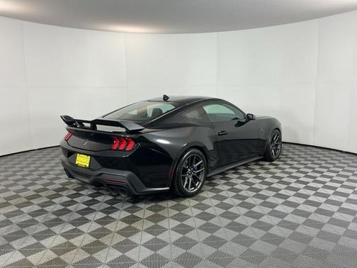 2024 Ford Mustang Dark Horse Fastback