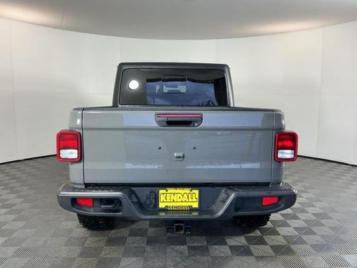 2022 Jeep Gladiator Sport S