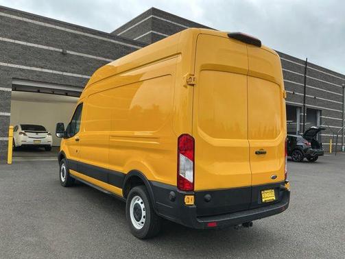 School Bus Yellow 2019 Ford Transit-250 Base
