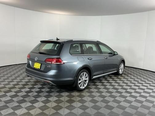 2018 Volkswagen Golf Alltrack TSI SE