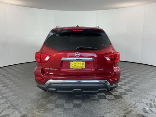 2018 Nissan Pathfinder S