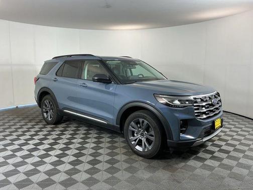 Vapor Blue Metallic 2025 Ford Explorer Active