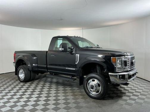 Black Metallic 2022 Ford F-350 XLT