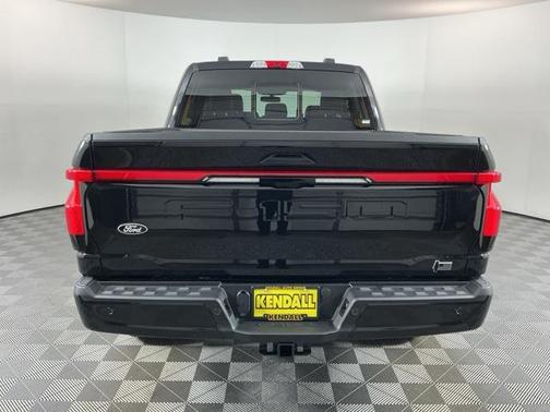 2025 Ford F-150 Lightning Platinum