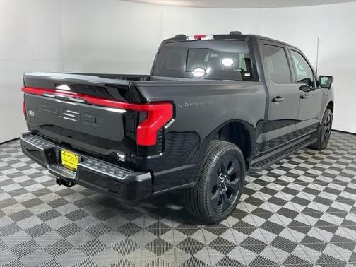 2025 Ford F-150 Lightning Platinum