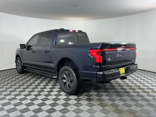 2023 Ford F-150 Lightning LARIAT