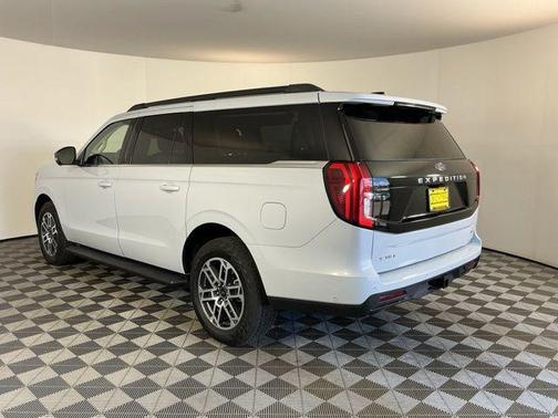 Silver Metallic 2025 Ford Expedition Max Active 4x4