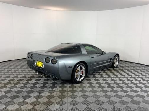 2003 Chevrolet Corvette Base
