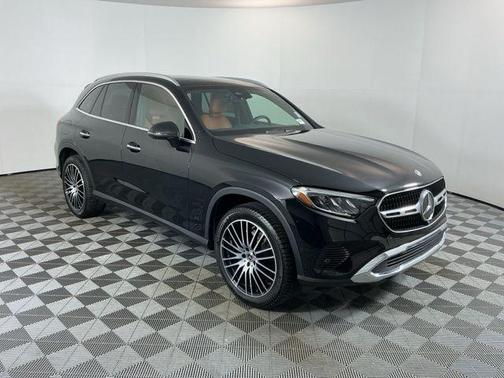 Black 2024 Mercedes-Benz GLC 300 4MATIC