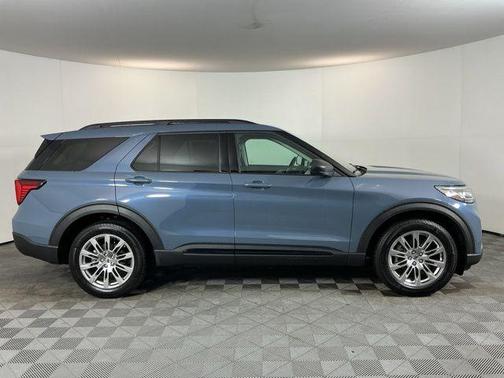 Vapor Blue Metallic 2026 Ford Explorer Active
