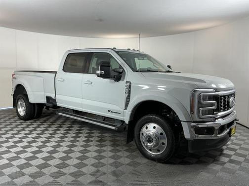 2025 Ford F-450 Lariat