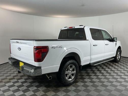 Oxford White 2024 Ford F-150 XLT