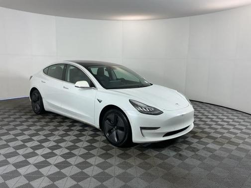 2019 Tesla Model 3 Standard Range Plus