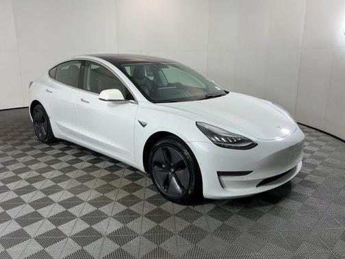 2019 Tesla Model 3 Standard Range Plus