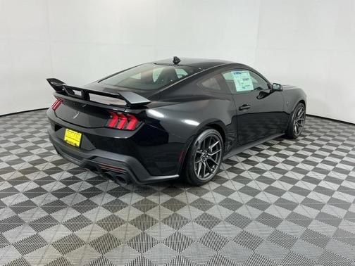 2025 Ford Mustang Dark Horse Fastback