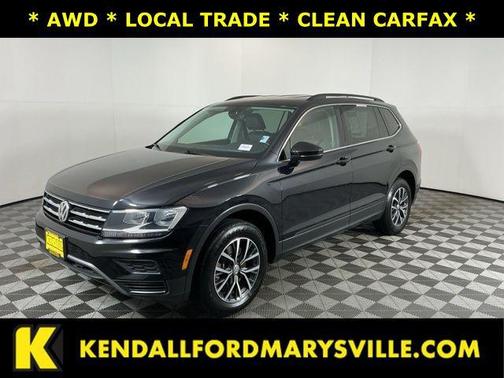 Deep Black Pearl 2019 Volkswagen Tiguan 2.0T SE 4MOTION