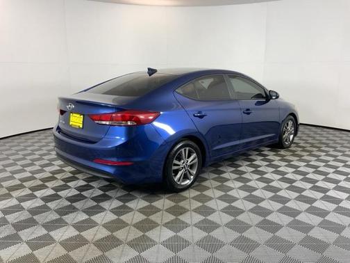 2017 Hyundai ELANTRA Value Edition